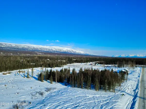 6765 W Queen Anne Avenue, Wasilla, AK 99623