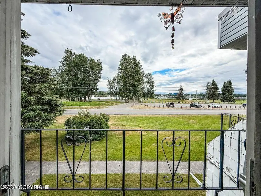 3333 Lakeshore Drive #5, Anchorage, AK 99517 - #2