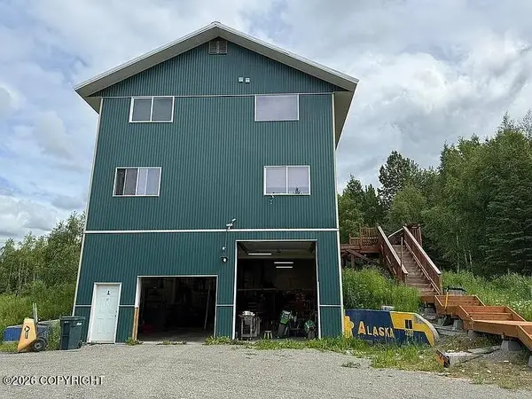 7200 W Middle Drive, Wasilla, AK 99654