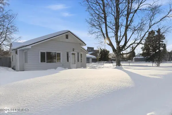 414 E 9th Avenue, Anchorage, AK 99501