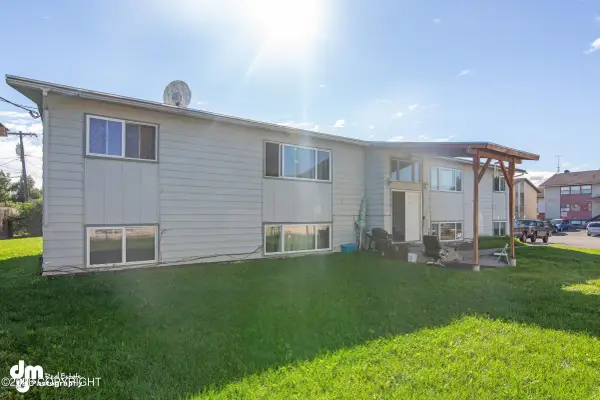 4319 San Roberto Avenue, Anchorage, AK 99508