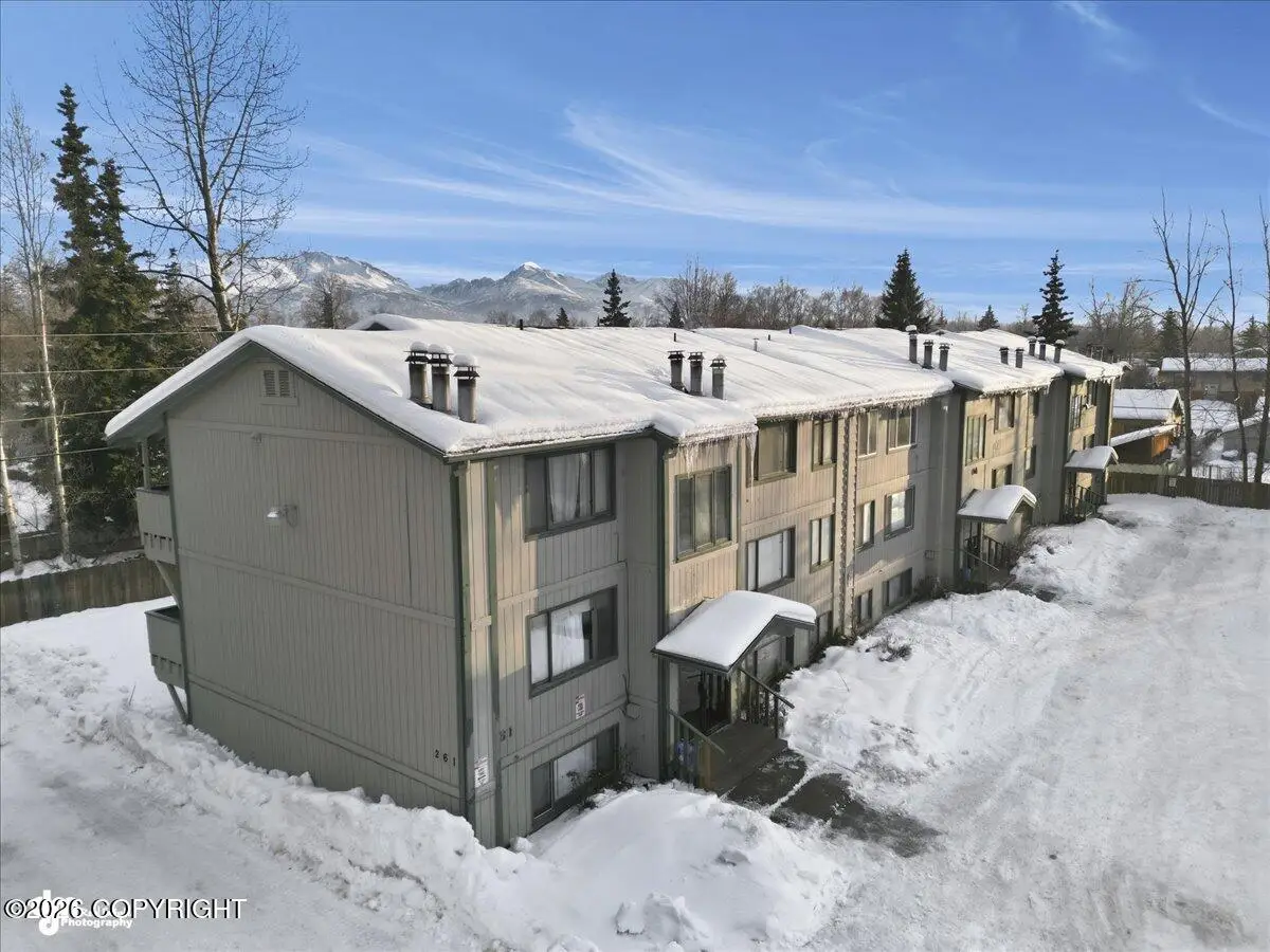 261 Mccarrey #16B, Anchorage, AK 99508 - #1
