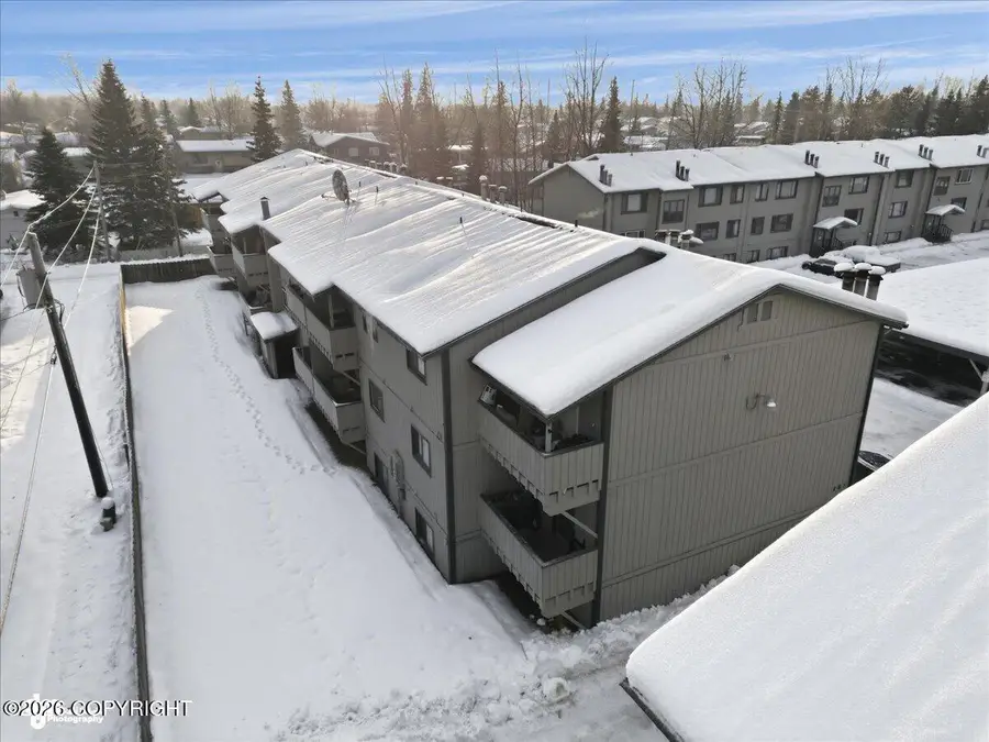 261 Mccarrey #16B, Anchorage, AK 99508 - #2