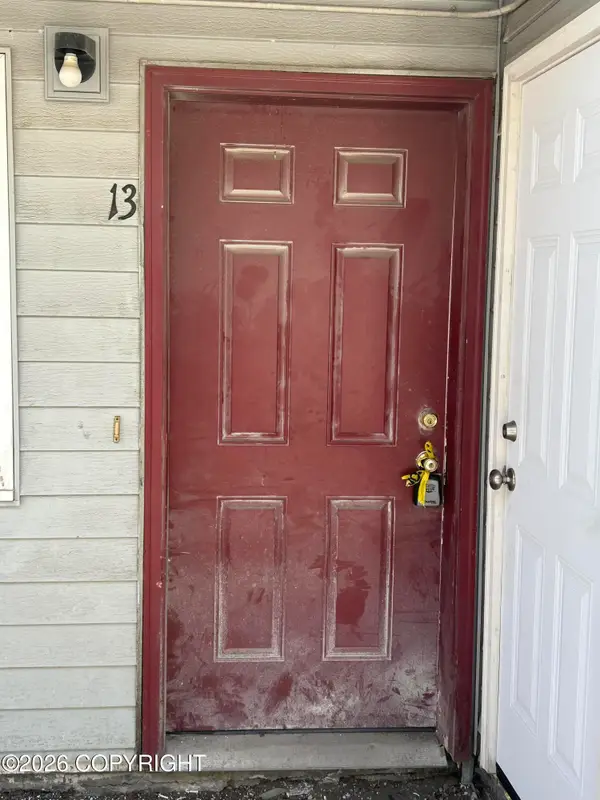 7141 Weimer Road #13, Anchorage, AK 99502