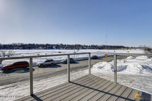 1835 W 15th Avenue, Anchorage, AK 99501