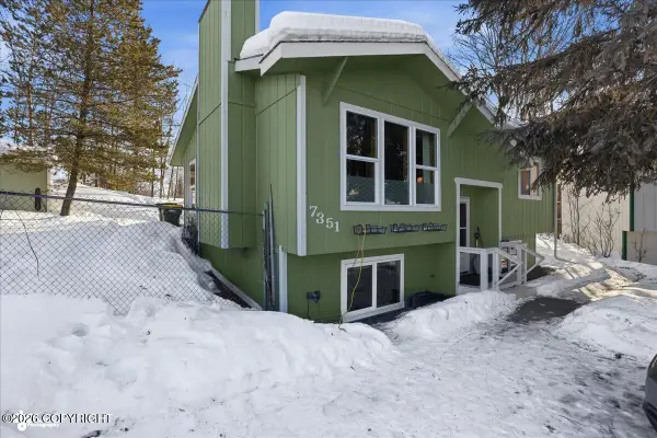 7351 Christopher Circle, Anchorage, AK 99507