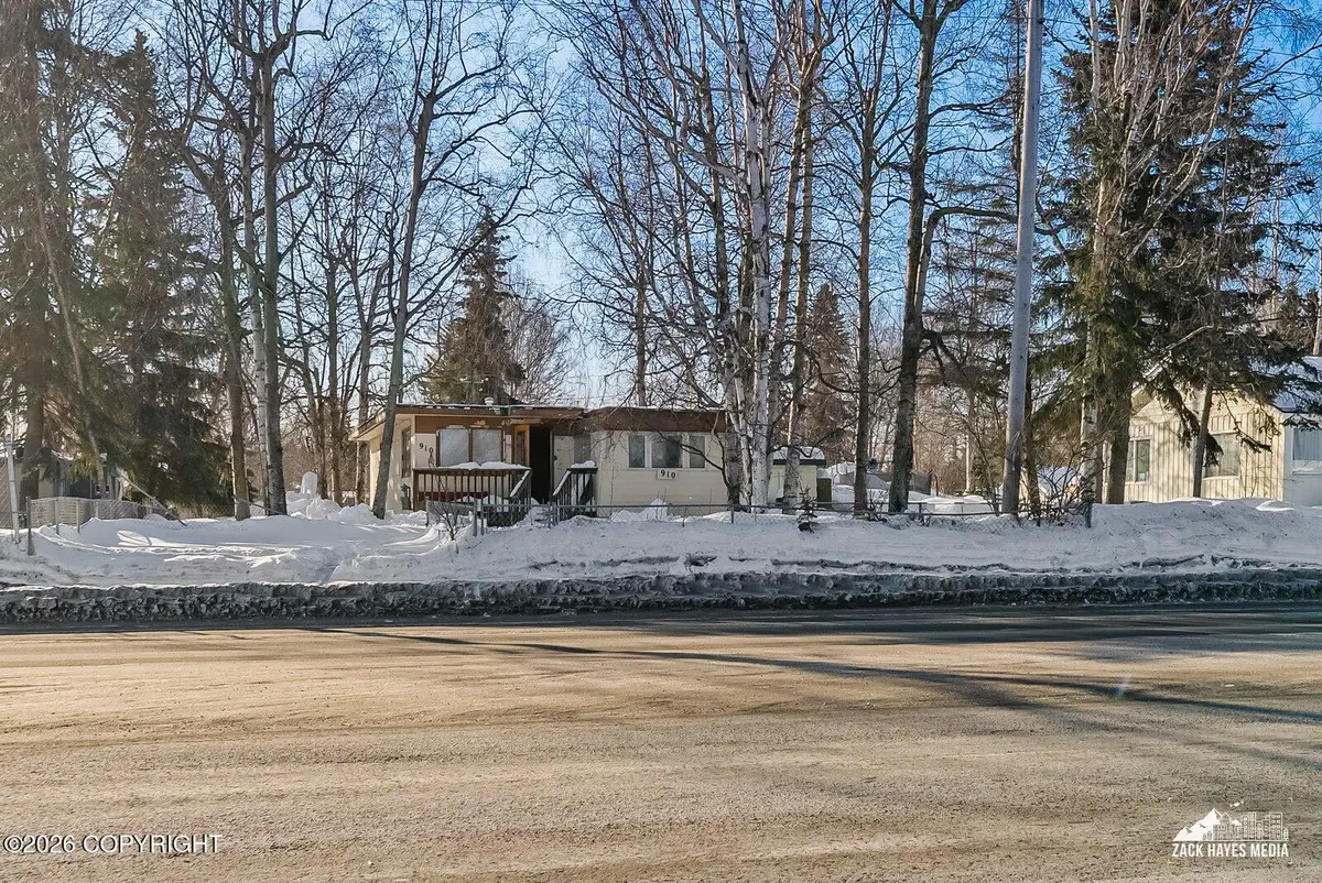 910 W 36th Avenue, Anchorage, AK 99503 - #1