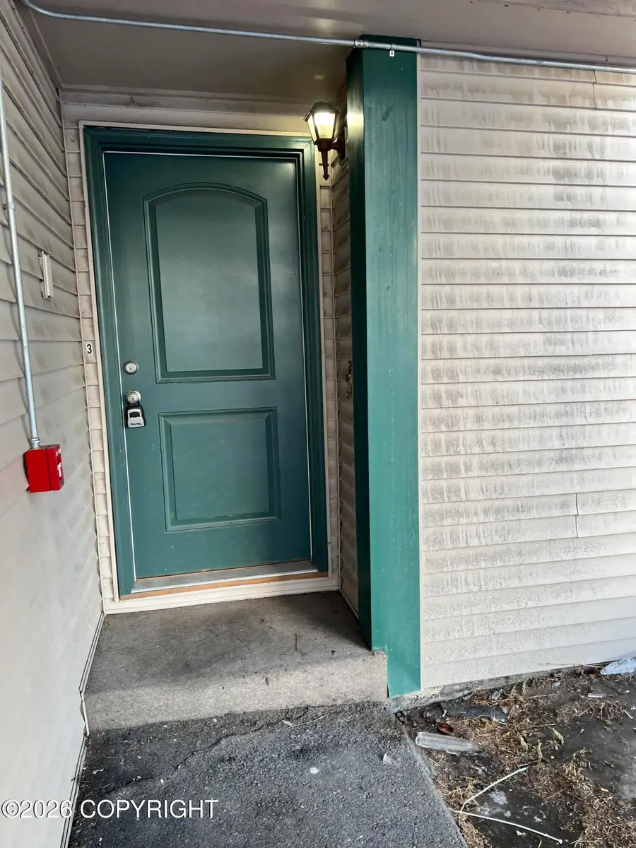 1541 State Street #B-3, Anchorage, AK 99504 - #3