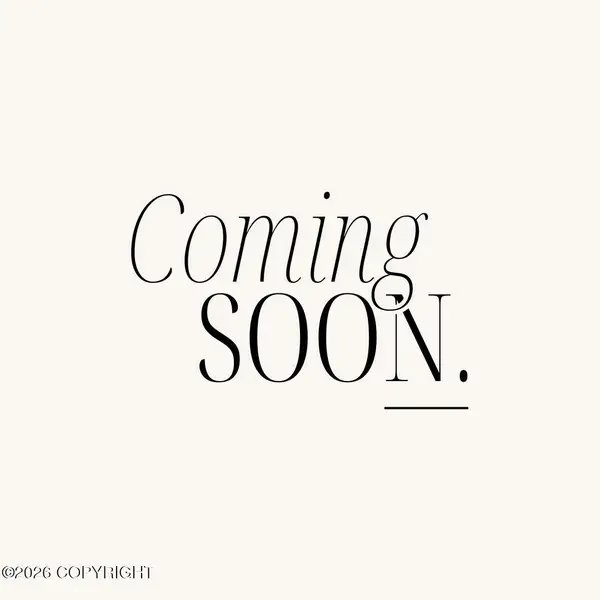 638 King Arthur Circle, Anchorage, AK 99518