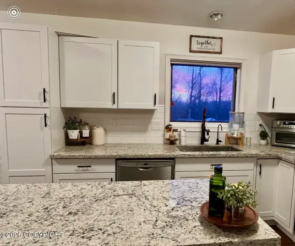 5200 W Dane Court, Wasilla, AK 99623