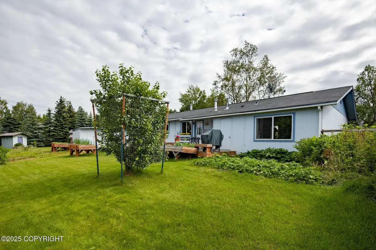 2541 Lyvona Lane, Anchorage, AK 99502 - #1