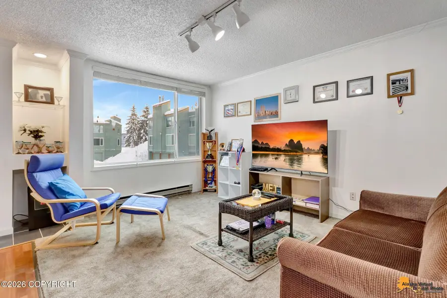 703 Copperbush Court, Anchorage, AK 99518 - Image #3