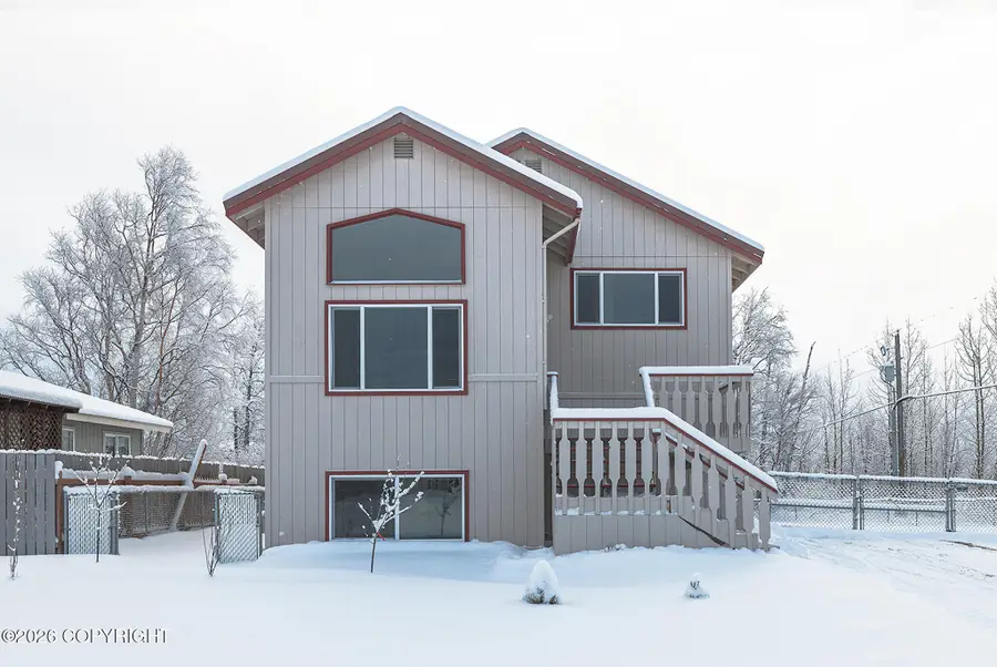250 W Albrecht Avenue, Palmer, AK 99645 - #2