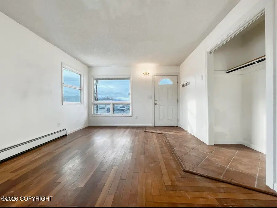 3637 Thompson Avenue, Anchorage, AK 99508 - #2