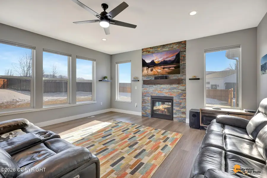 2231 S Crown View Circle, Wasilla, AK 99654 - #3
