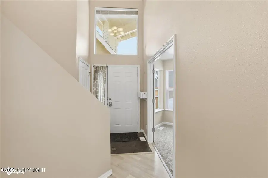 17450 N Juanita Loop, Eagle River, AK 99577 - #2