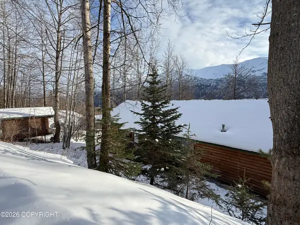 25418 Eagle River Road, Eagle River, AK 99577