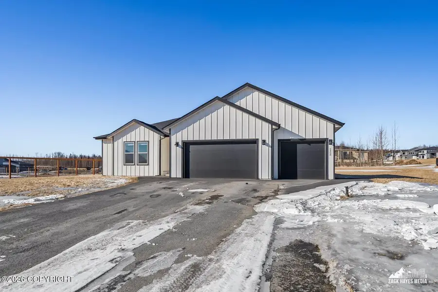 2408 S Sunrise View Circle, Palmer, AK 99645 - #3