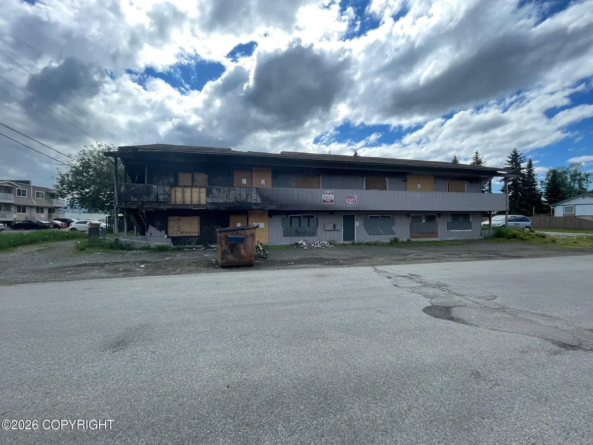 5242 E 26th Avenue, Anchorage, AK 99508 - #1