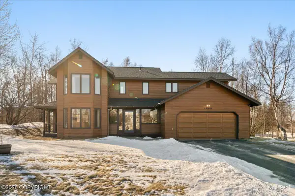 1855 N Kentucky Derby Drive, Palmer, AK 99645