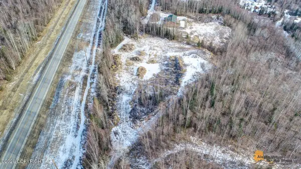 7637 S Knik Goose Bay Road, Wasilla, AK 99654