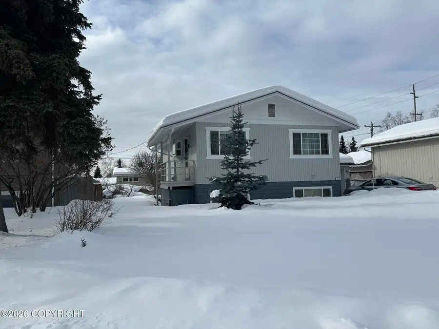 312 Thomas Circle, Anchorage, AK 99508 - #3