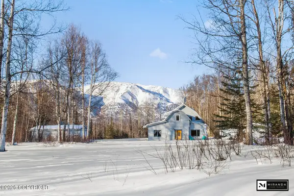 2537 E Carney Road, Wasilla, AK 99654