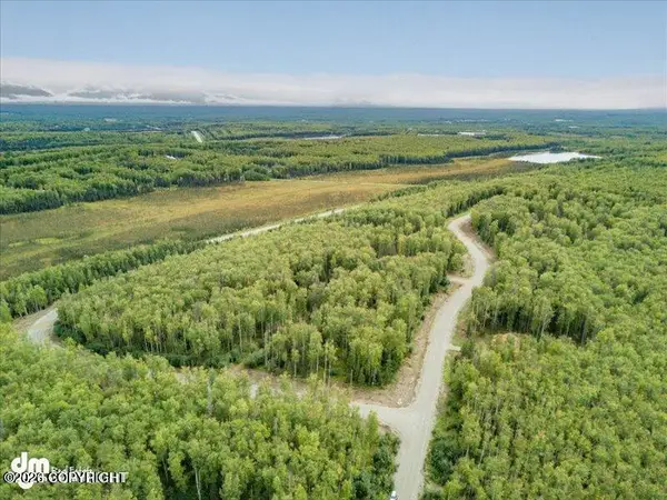 1720 N Saige Boulevard, Houston, AK 99694