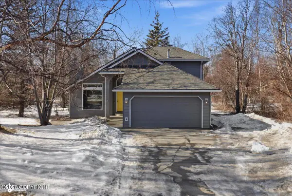 2060 N Kentucky Derby Drive, Palmer, AK 99645