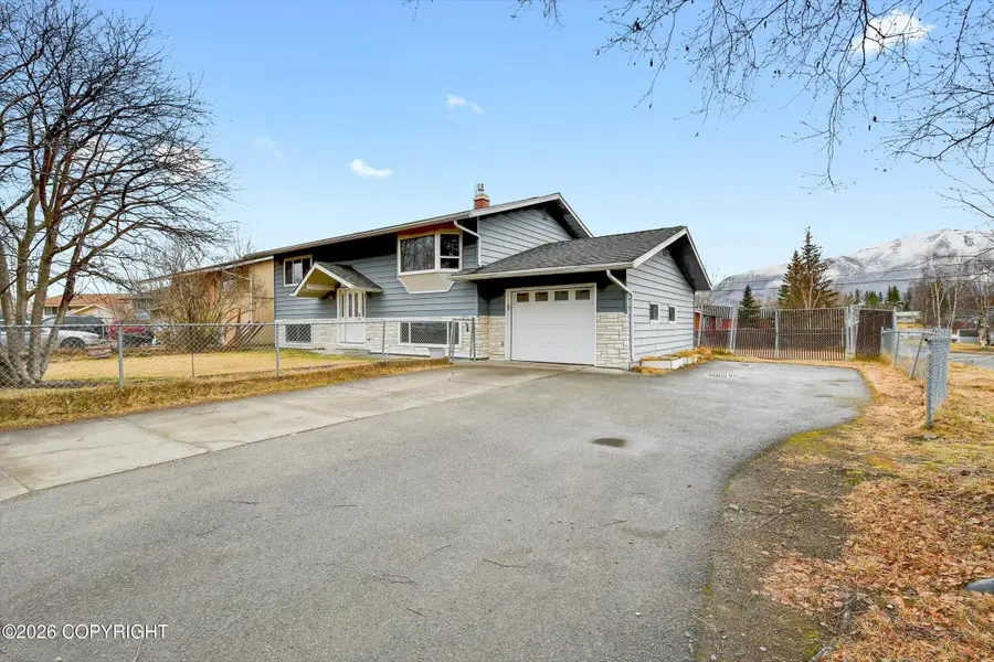 1640 Parkway Drive, Anchorage, AK 99504 - #3