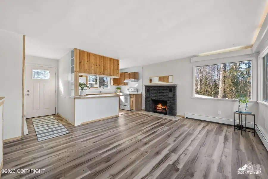817 Price Street, Anchorage, AK 99508 - #3