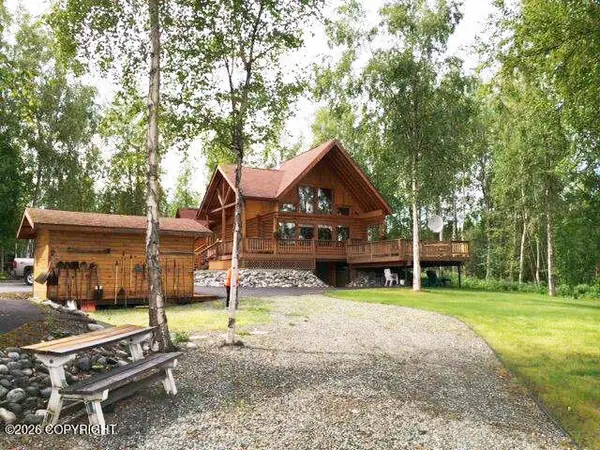 3985 S Horseshoe Lake Road, Big Lake, AK 99652