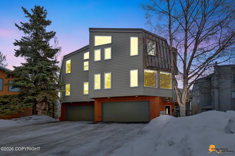 1822 Buccaneer Place, Anchorage, AK 99501 - #2