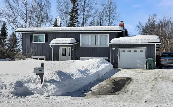 3830 Crosson Circle, Anchorage, AK 99517