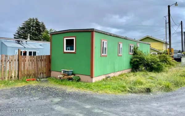 1897 L Street #15, Kodiak, AK 99615