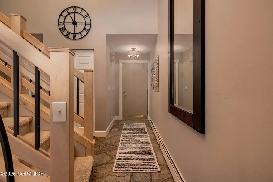 654 Highlander Circle, Anchorage, AK 99518 - #2