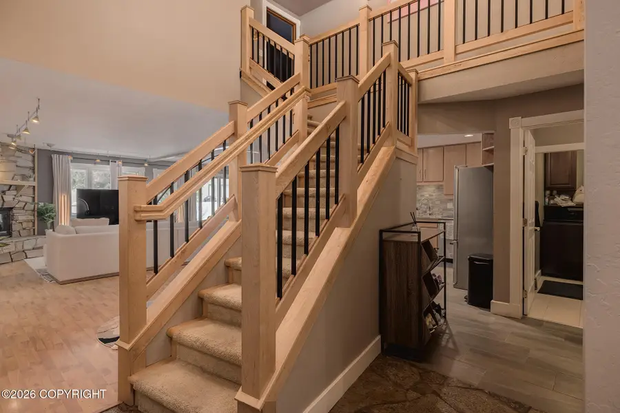 654 Highlander Circle, Anchorage, AK 99518 - #3