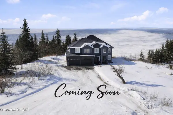 19296 Potter Highlands Drive, Anchorage, AK 99516