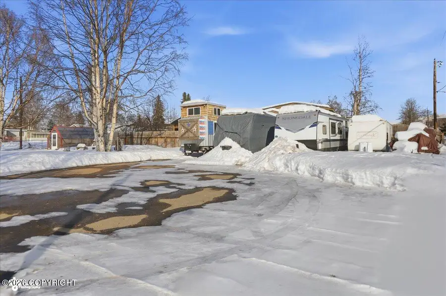 1007 W 40th Avenue, Anchorage, AK 99503 - #3