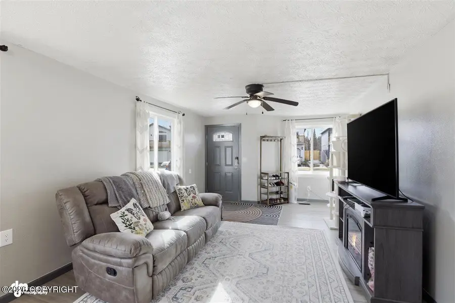 11923 Copper Mountain Drive, Eagle River, AK 99577 - #3