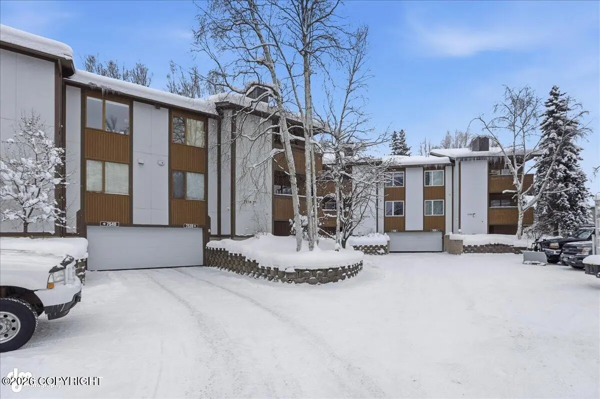 7538 Foxridge Way #8H, Anchorage, AK 99518 - Image #1