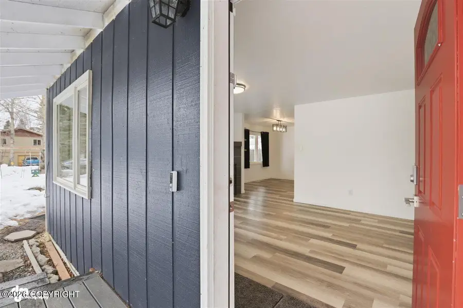 8325 Seaview Street, Anchorage, AK 99502 - #3