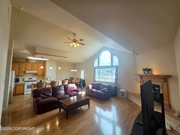 5608 Tudor Square Court #19, Anchorage, AK 99504