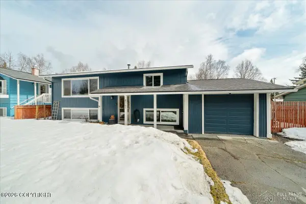 4761 Cambridge Way, Anchorage, AK 99503