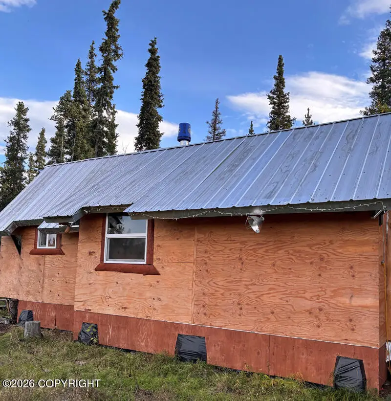 79166 Jackson Road, Healy, AK 99743 - Image #2