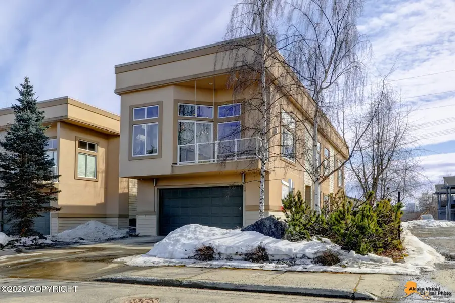 140 W 10th Avenue #1, Anchorage, AK 99501 - #2