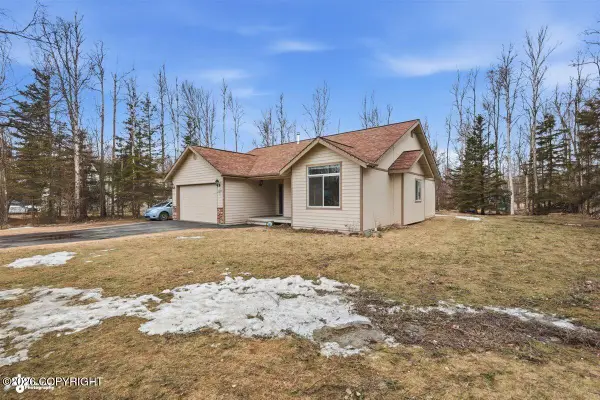 1065 W Sunrise Mountain Circle, Wasilla, AK 99654