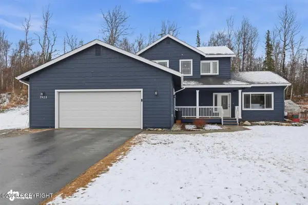 7923 N Showers Street, Palmer, AK 99645