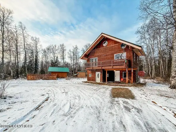 14455 E Woodpecker Avenue, Talkeetna, AK 99676