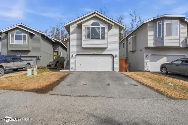20235 Glacier Park Circle, Eagle River, AK 99577